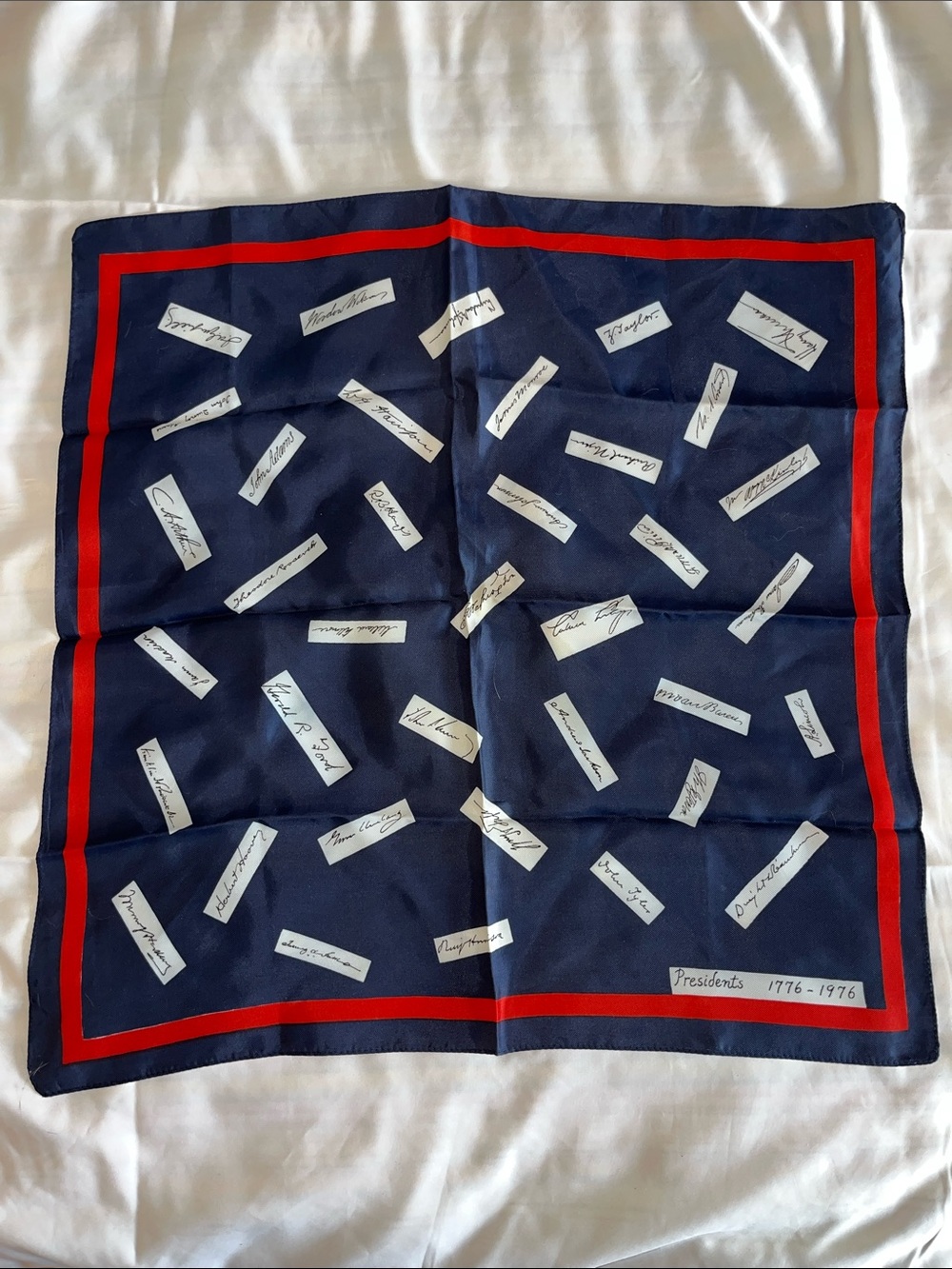 Vintage Bicentennial Presidential Signatures Scarf 20” sq.